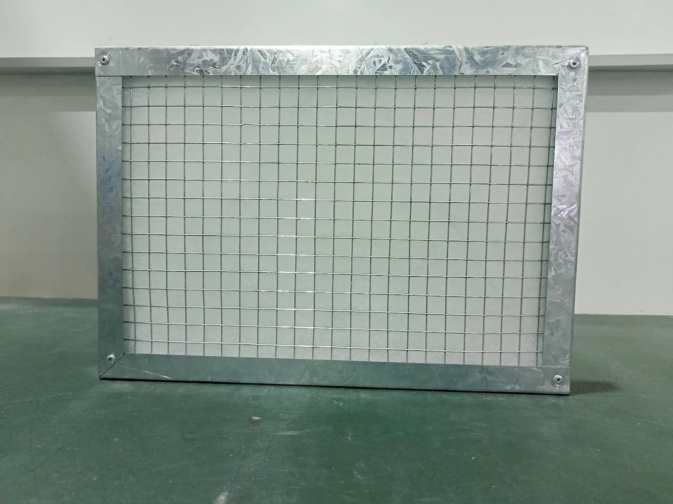 Panel air filter (square mesh)